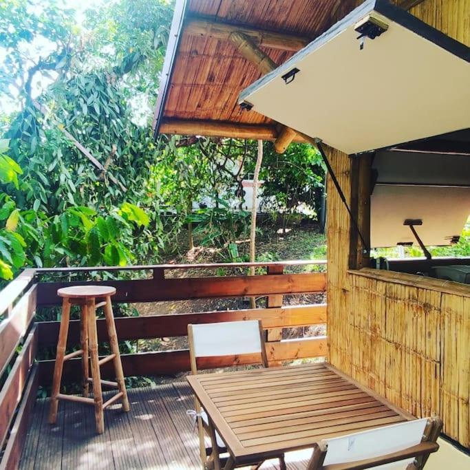 Shuit Bambou Villa La Trinite Exterior photo